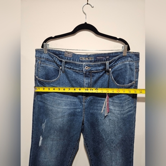 Grace In LA Jeans - Picture 4 of 9